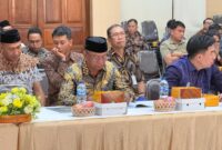 Bupati Bolaang Mongondow Timur Oskar Manoppo menghadiri rapat pendampingan hukum bersama Kejati Sulut dan BP3KP Sulawesi I di Manado, Kamis (8/10/2026), untuk memperkuat kepastian hukum dalam pelaksanaan program perumahan dan kawasan permukiman.